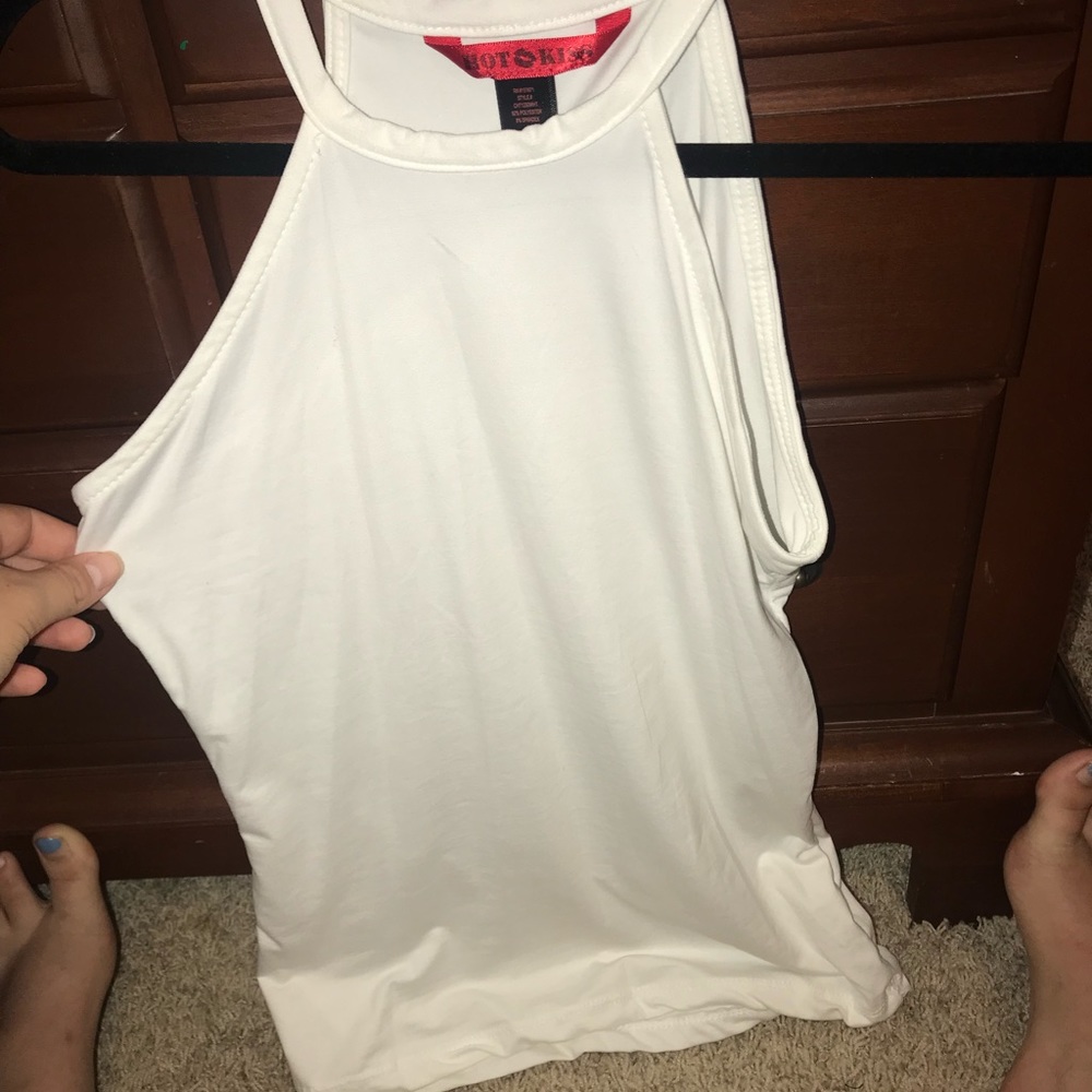 Off  White tank
